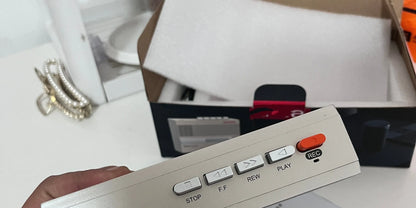 New Bluetooth cassette player Built-in speaker,Connect to Bluetooth speakers or headphone 2000mAh rechargeable Music Walkman